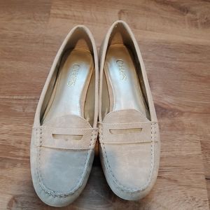 Chaps Tan Penny Loafer